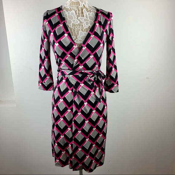 Diane Von Furstenberg Size 2 New Julian Wrap Dress - Picture 1 of 8
